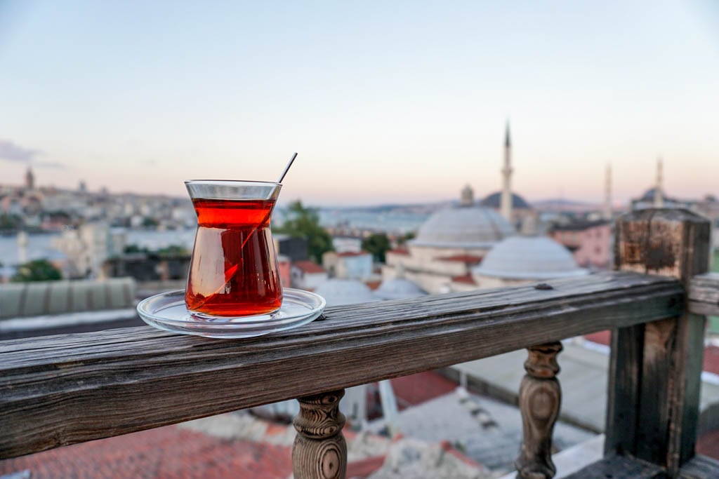 Start On The European Side Of Istanbul And Eat Your Way Through To The ...