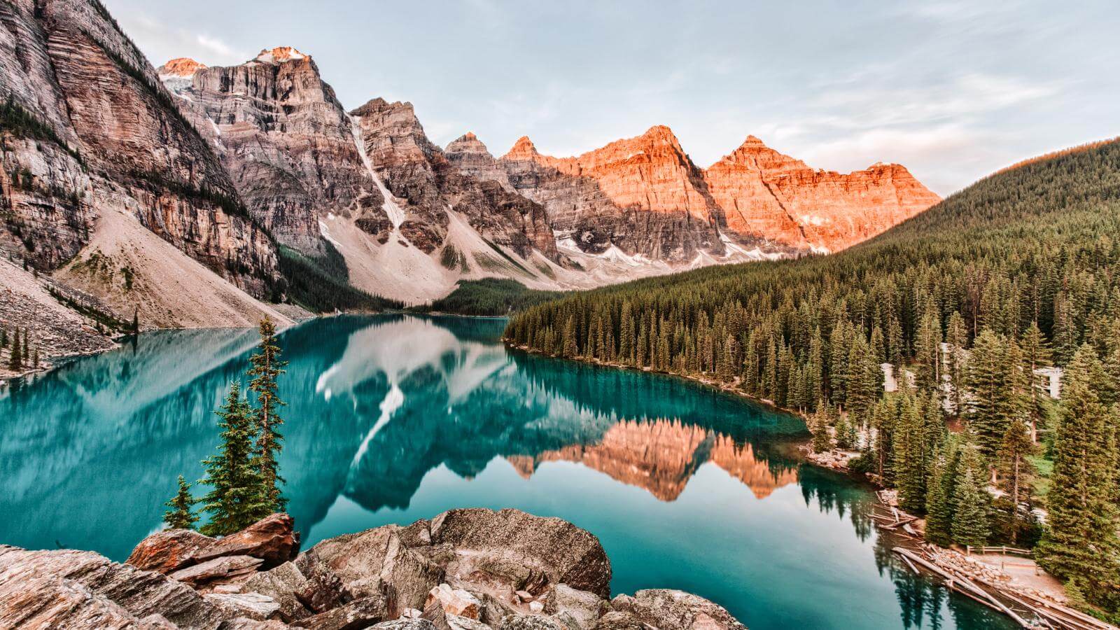 Magazine - Canada Travel: Let's Go!