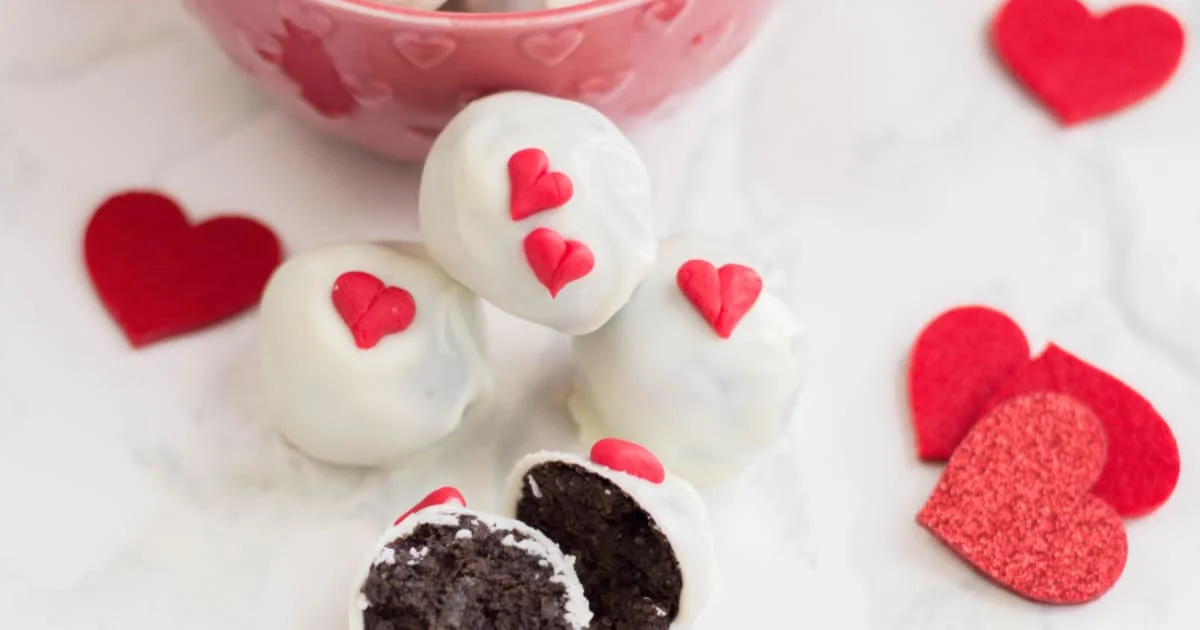 Valentines Day Dessert Truffles - PinkWhen